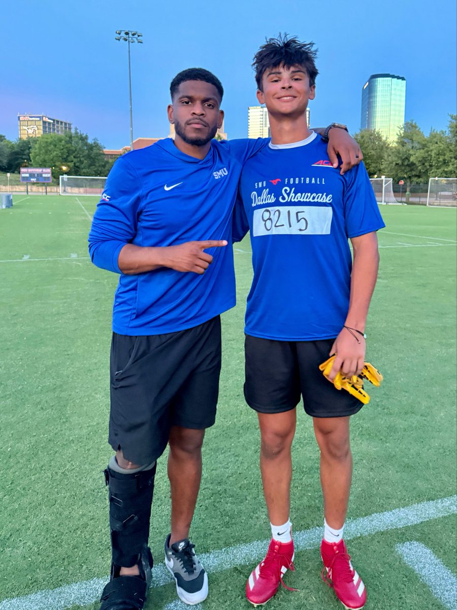 vancehern2028's tweet photo. Great day at @SMUFB camp. Grateful for the opportunity and the conversations. 🙏 @CoachRobLikens @RyanJenkinsTV

#Col323 #AlwayzOpen #2028Recruit #CoachesWatch #EarnedNotGiven #DFWFootball #SMU #Prestonwood https://t.co/uRXRE64DgS