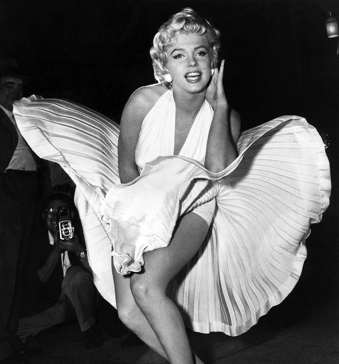historycalendar's tweet photo. Marilyn Monroe was born 100 years ago today (June 1, 1926). https://t.co/Lj95EGgOD4