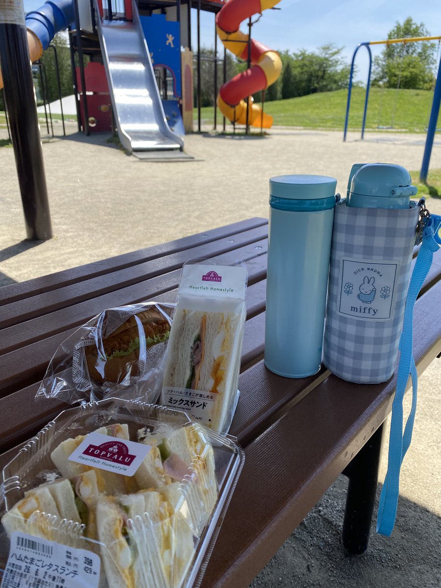 ralph_fx_'s tweet photo. 今日のお昼は子供と公園でサンドイッチを食べました🥪 https://t.co/vwMPUPpDMf