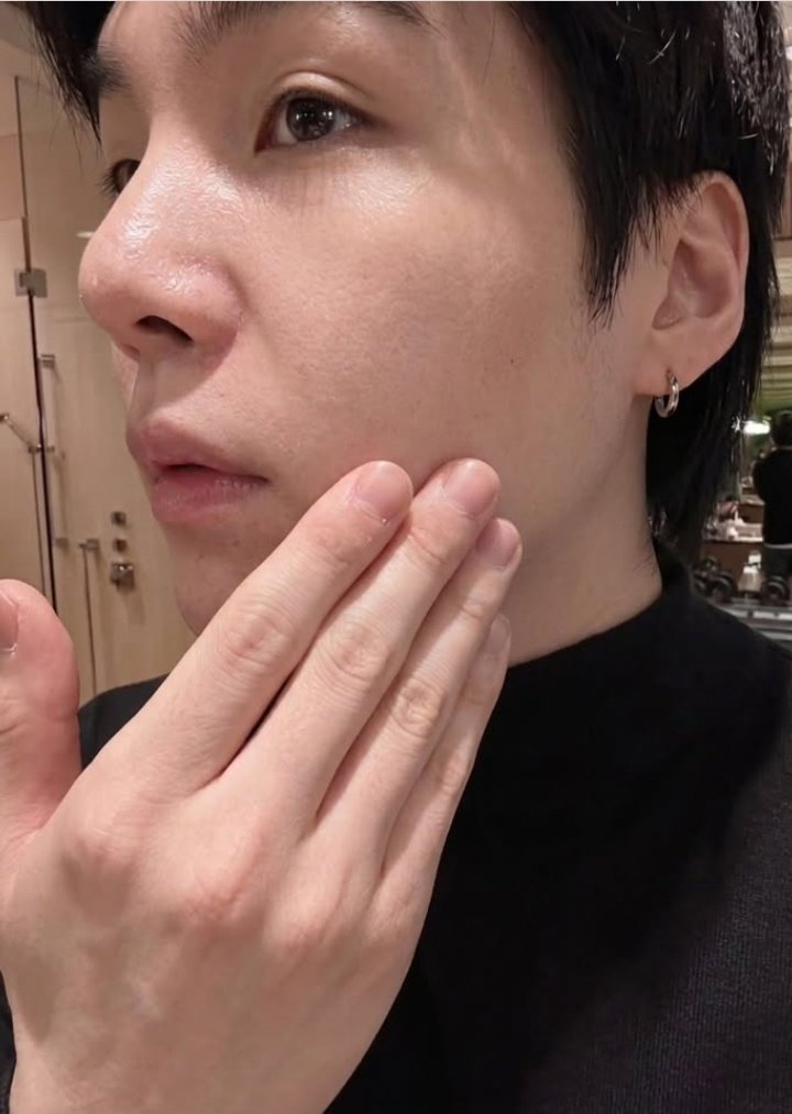 윤기SUGA tweet media