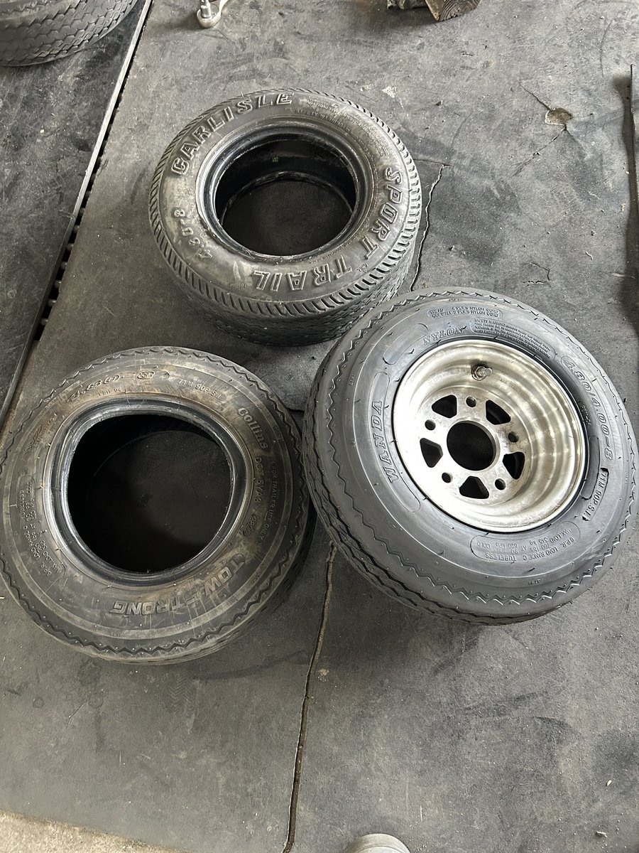 naotec0098's tweet photo. コイツのタイヤ交換は毎回「あれ、どうやったかな🤔」ってなりながらの手組みで疲れる。 https://t.co/nmiGFWnXfH