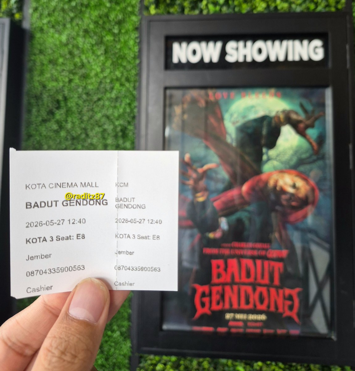 raditz87's tweet photo. 108. Badut Gendong 
#BadutGendong
@cinepoint_ @MAGMAEnt @KotaCinemall https://t.co/Jwy8tGLDB8