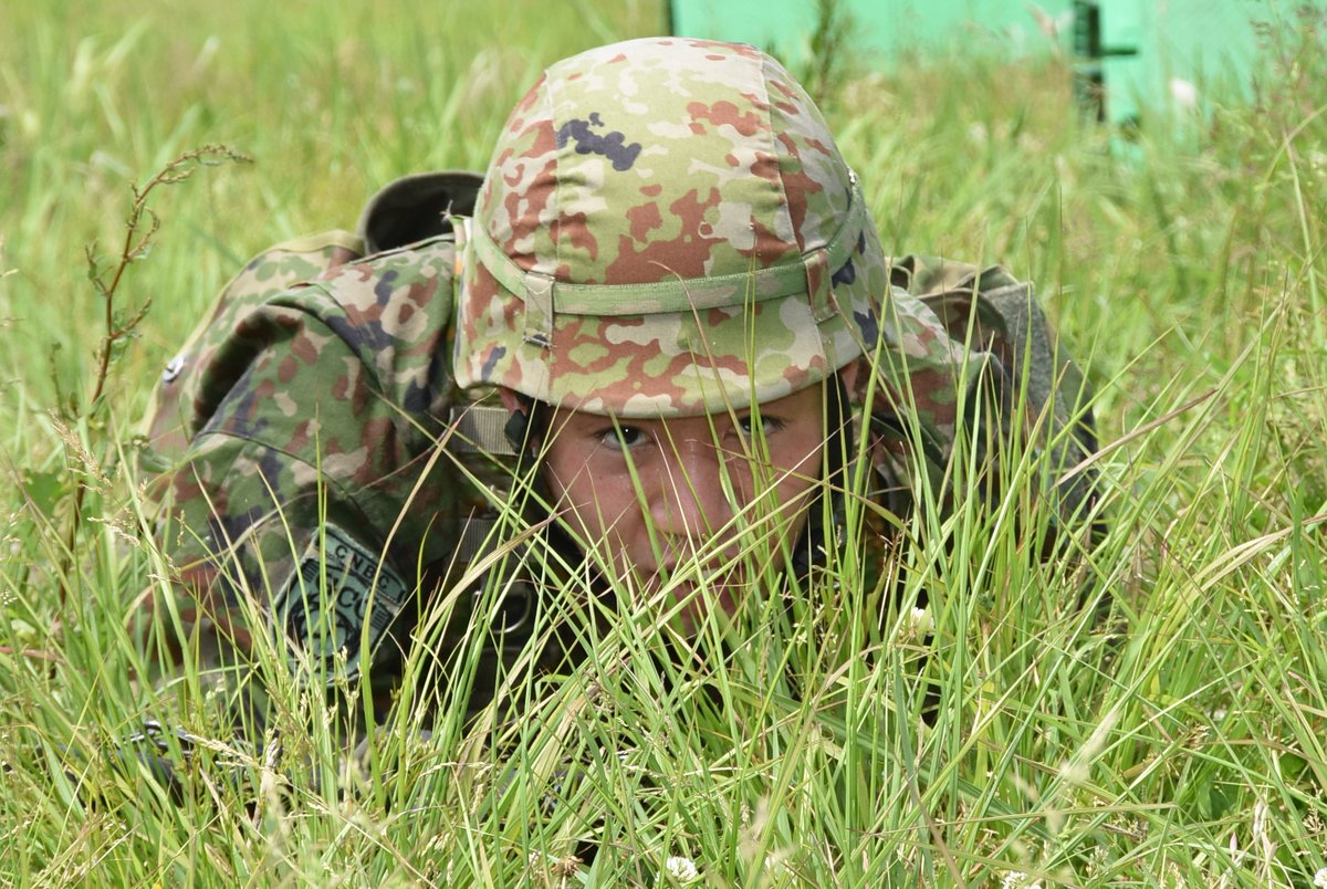 jsdf_gcc_cnbc's tweet photo. 中特防は陸曹候補生選抜試験を実施しました。受験者は陸曹を目指して体力検定・学科試験・分隊教練及び面接試験に全力で臨みました。また陸曹候補生選抜試験合格者に対し、陸曹教育隊入校前の履修前教育を実施しました。ＣＢＲＮのプロになる！中特防！＃陸上総隊 https://t.co/yi0mOMQInD