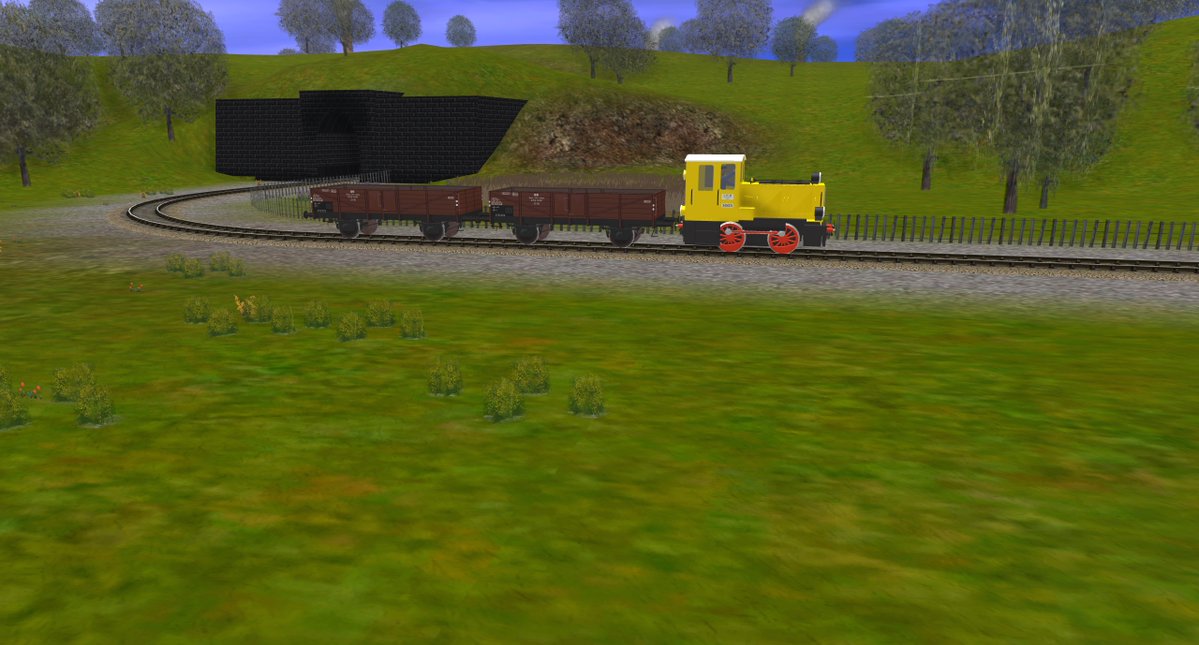 ThomasMainline's tweet photo. Ernest the engine pulling two trucks. https://t.co/8q5xWhoMwo