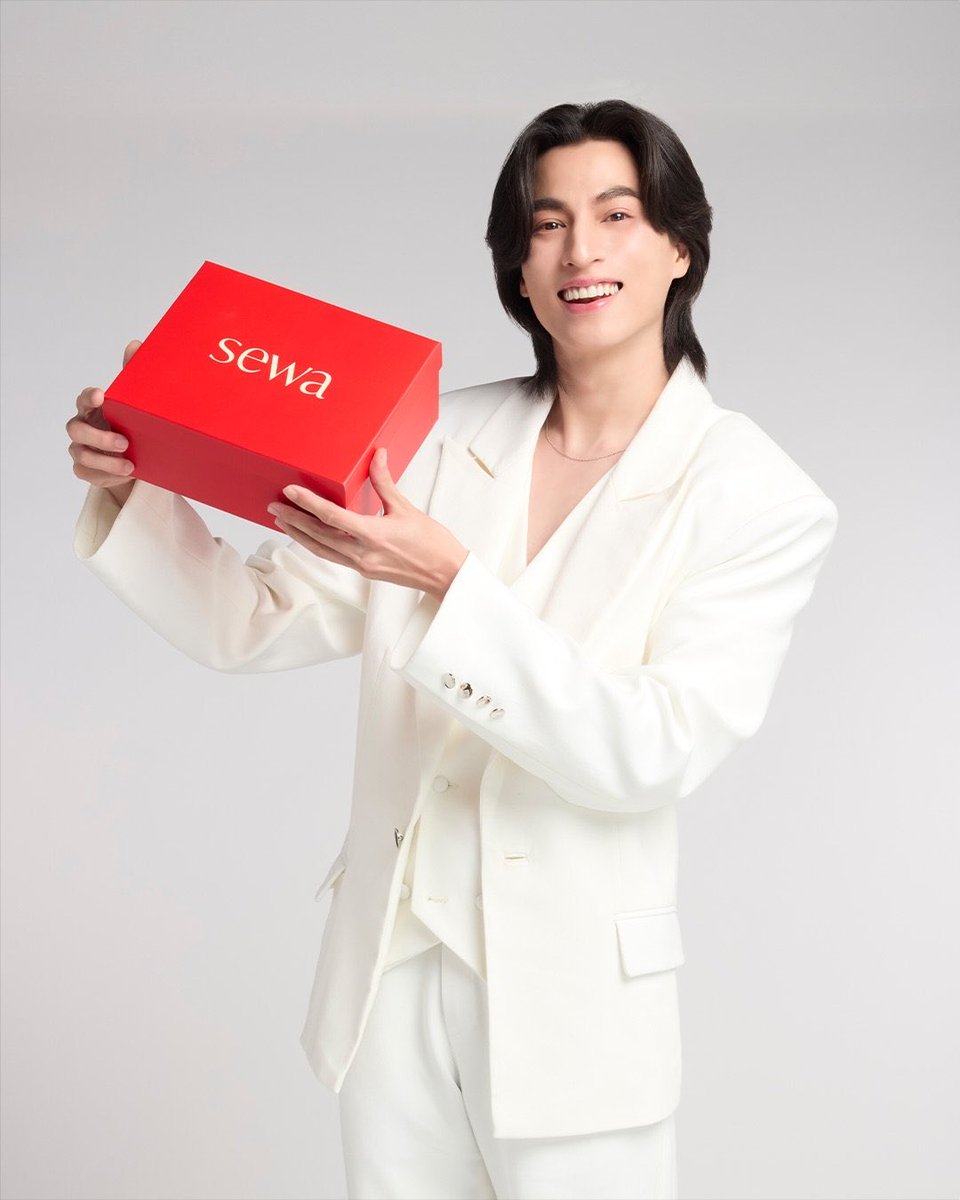 TrendforGulf's tweet photo. ขอขอบคุณทาง @sewathailand ที่
ไว้วางใจให้น้องกลัฟได้ร่วมทำหน้าที่เปิดตัวนวัตกรรมใหม่ Serum Capsule Oil Series ทั้ง 2 ผลิตภัณฑ์ในครั้งนี้นะคะ

@gulfkanawut 
#SewaxGulf
#GulfKanawut https://t.co/VTXpSNQ1TH
