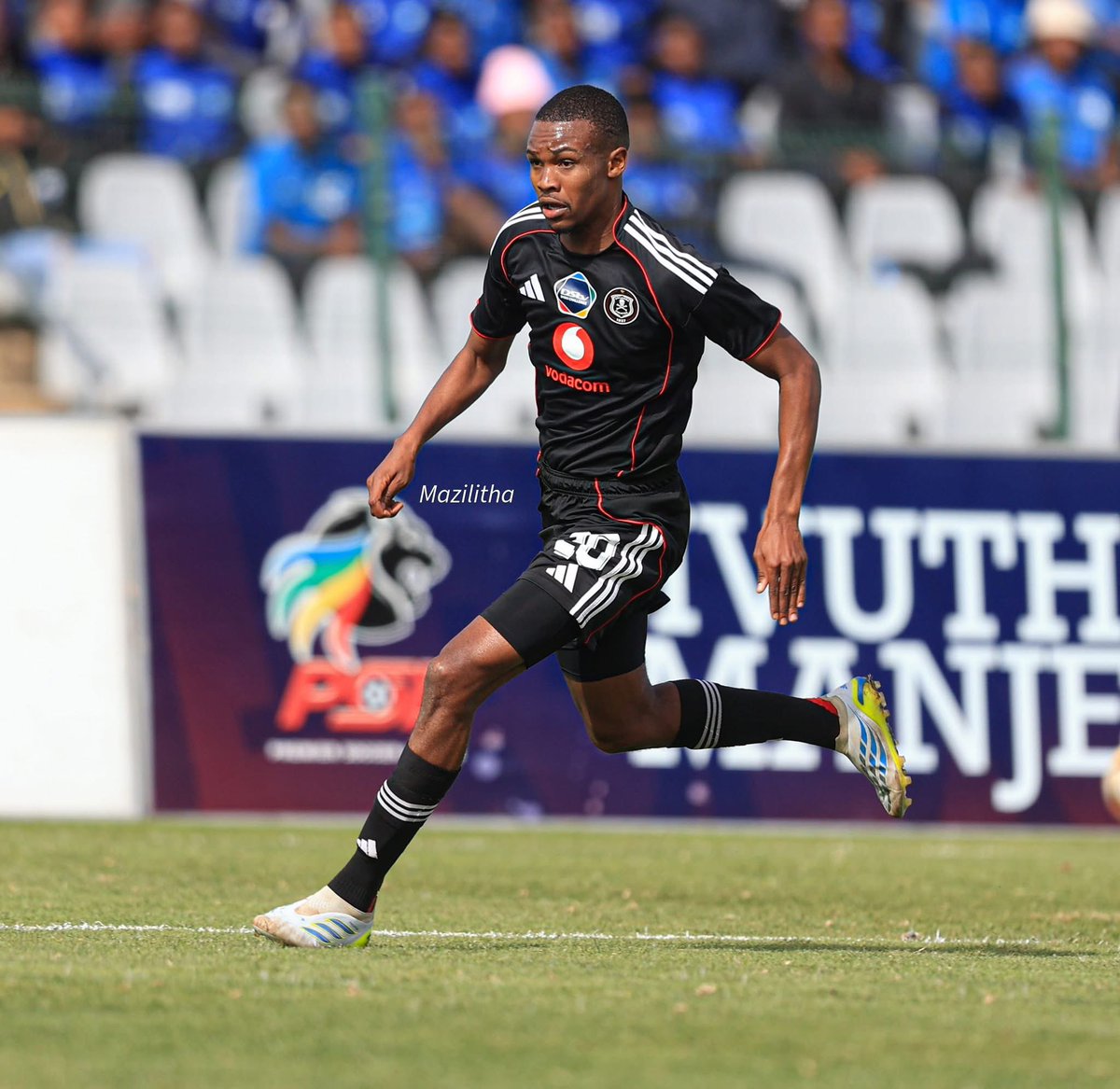 Siya_homiey's tweet photo. Selepe becoming the only player to Win the league title with DDC and first team, on top of that he won a man of the match.😭🙌🏿 https://t.co/p9P24oGU3J