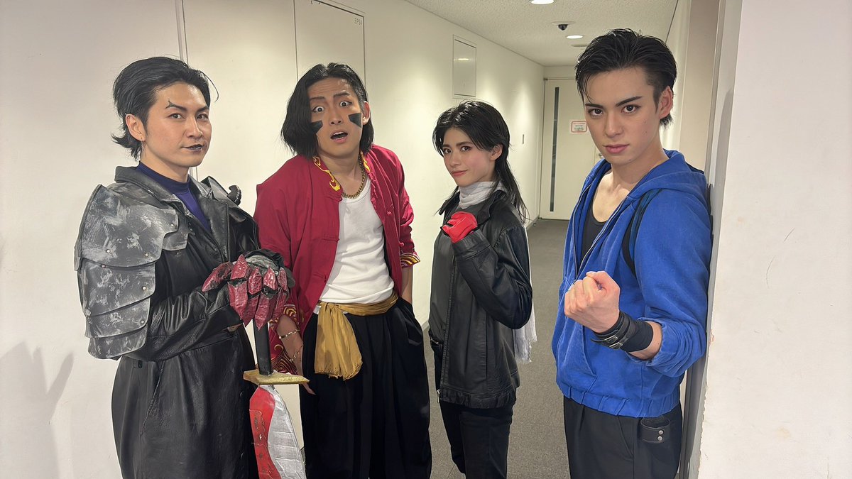 suke_Ryo_suke's tweet photo. 全方戦遊記〜悠遠の想い〜
ご観劇ありがとうございました！！
舞台上で戦いたくったのは久しぶりだったので、すげえ燃えました！
素敵な出会いがたくさんあった座組でした。
Team Jackal Feastがより盛り上がることを願っております。
パッションアンドミラクル！
#全方戦遊記 https://t.co/L7XCiMszHW