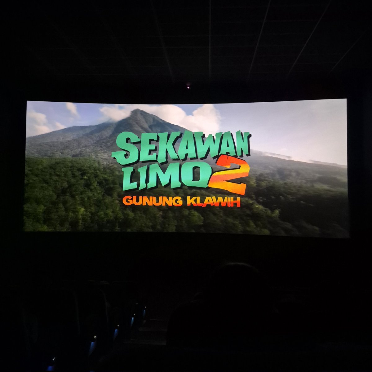 raditz87's tweet photo. 109. Sekawan Limo 2: Gunung Klawih
#SekawanLimo2GunungKlawih
#SekawanLimo2
@cinepoint_ @Starvisionplus @KotaCinemall https://t.co/wGuFGWRkfQ