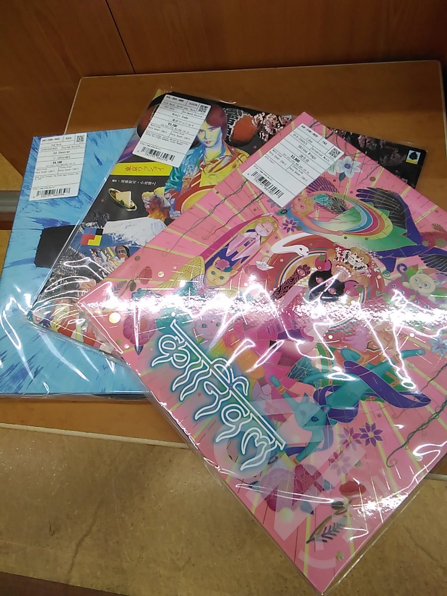 mdp_namerikawa's tweet photo. 【レコード百貨店】
レコード販売開始しました。
是非一度お立ち寄りください。
#レコード百貨店
#MION https://t.co/GQxlhrftGs