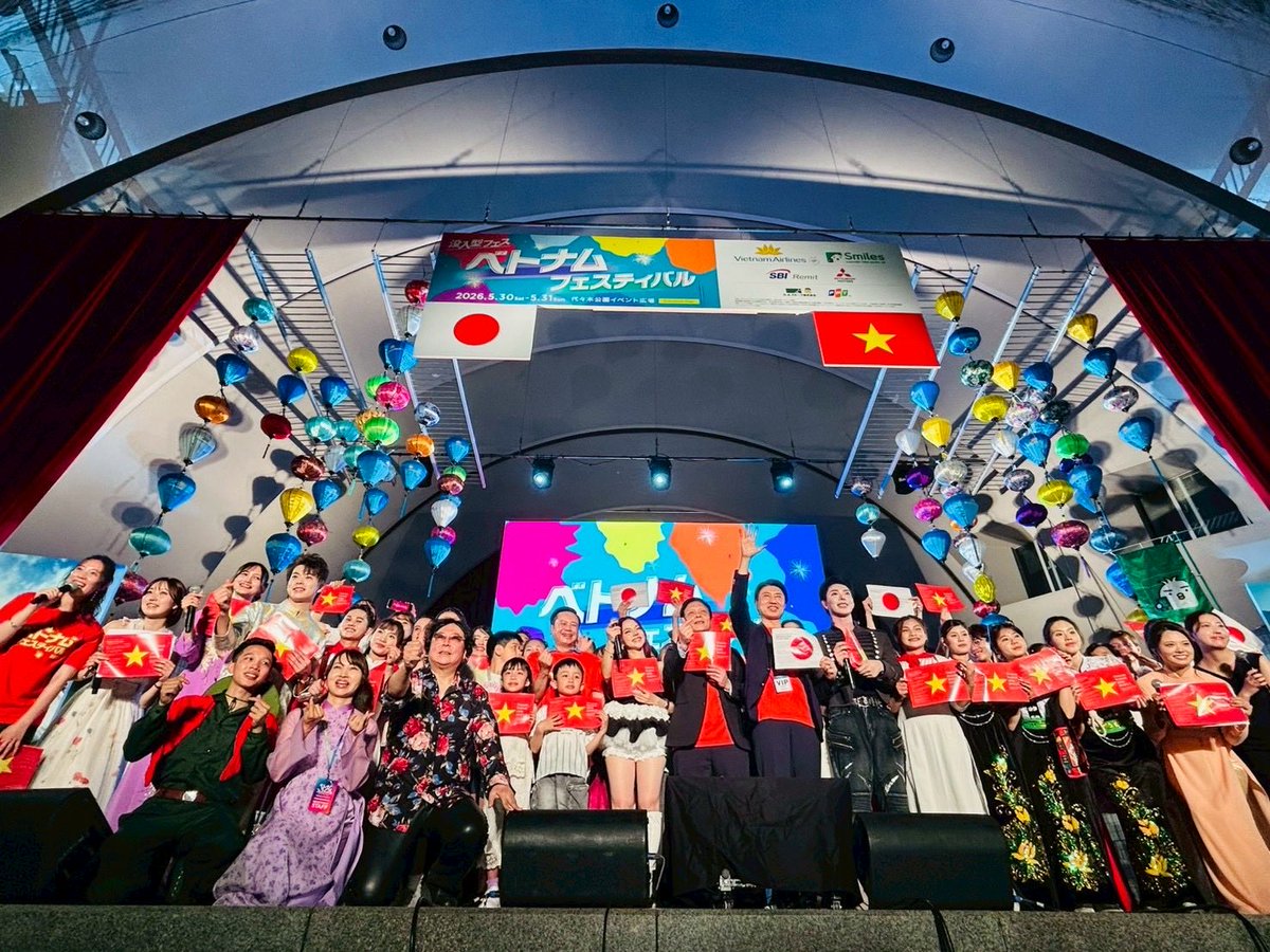 aoyagy's tweet photo. ベトナムフェスティバル2026 🇻🇳
週末2日間、代々木公園がベトナム一色！天気にも恵まれ、賑わいは最高潮に。ステージ、水上人形劇、120ものブースで「イマーシブベトナム」を実現。
共同委員長として、全ての皆様に心より感謝申し上げます。シンカムオン🙏
#ベトナムフェスティバル #ベトフェス2026 https://t.co/m8kytWbF5x