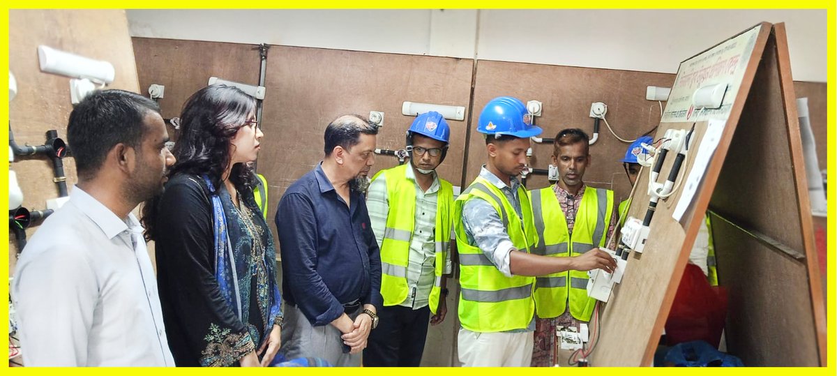 Raiserproject's tweet photo. প্রবাসী কল্যাণ সেন্টার, নরসিংদীর উদ্যোগে এবং নরসিংদী শিলমান্দি যুব উন্নয়ন প্রশিক্ষণ কেন্দ্রের সহযোগিতায় আয়োজিত এ প্রশিক্ষণের সনদপত্র বিতরণ অনুষ্ঠানের স্থিরচিত্র, https://t.co/irGLWogFe2