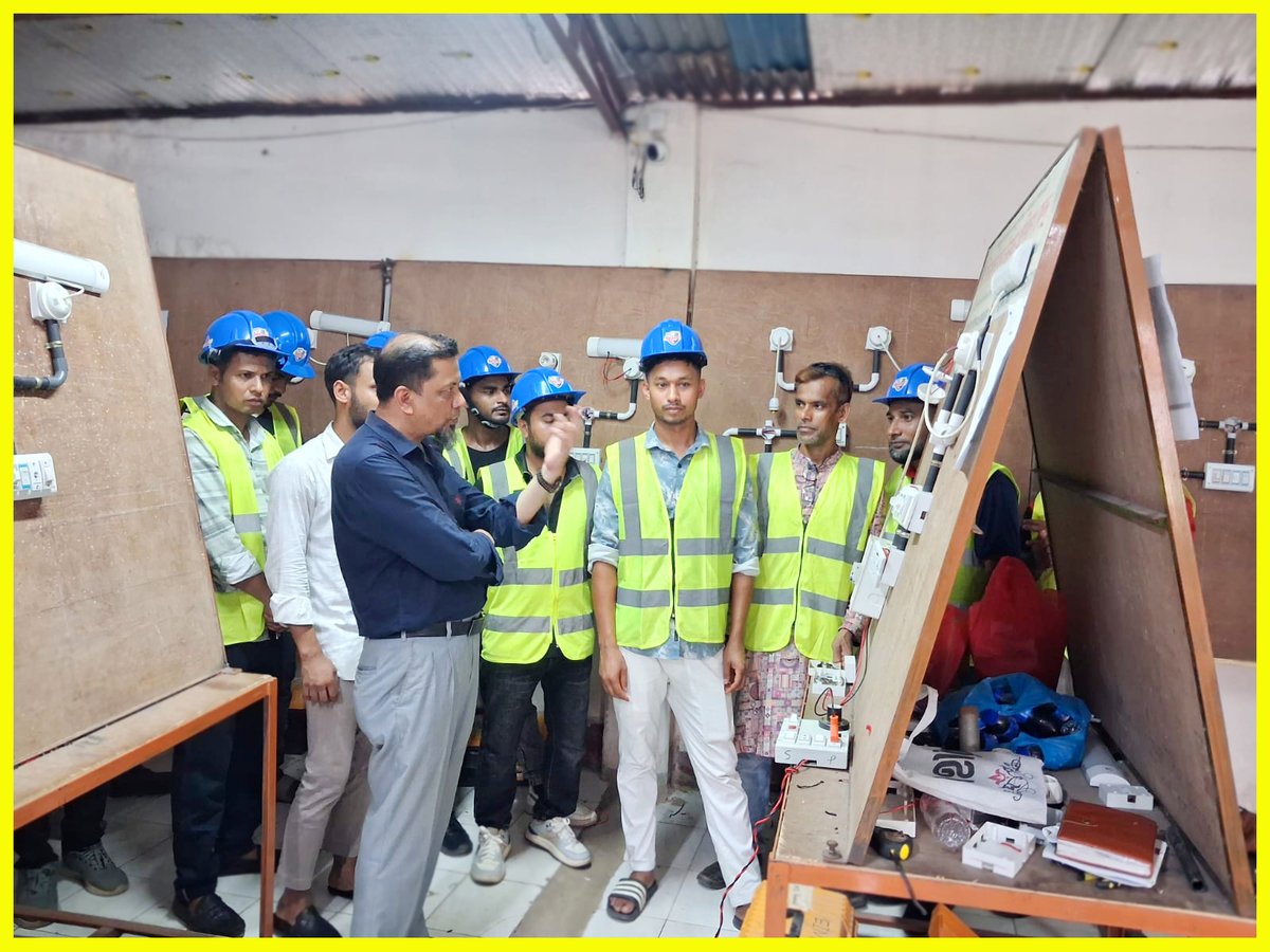Raiserproject's tweet photo. প্রবাসী কল্যাণ সেন্টার, নরসিংদীর উদ্যোগে এবং নরসিংদী শিলমান্দি যুব উন্নয়ন প্রশিক্ষণ কেন্দ্রের সহযোগিতায় আয়োজিত এ প্রশিক্ষণের সনদপত্র বিতরণ অনুষ্ঠানের স্থিরচিত্র, https://t.co/irGLWogFe2