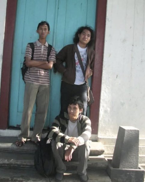 fathur_omen's tweet photo. Hai pak gub @ridwanhr 🤣🤣
Barengan sama @Surelbaru 🤣 https://t.co/gb3mA0nxc4