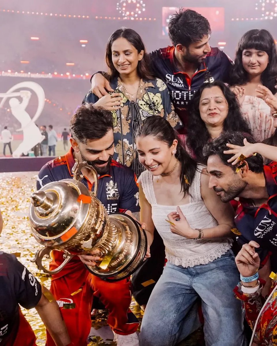 IIFA's tweet photo. A night to remember! Family and loved ones of RCB players  were all smiles as they celebrated the franchise's second consecutive IPL win ❤️

#IIFA #Bollywood #RCB #IPL2026

PC: NDTV https://t.co/73v2xYDijA