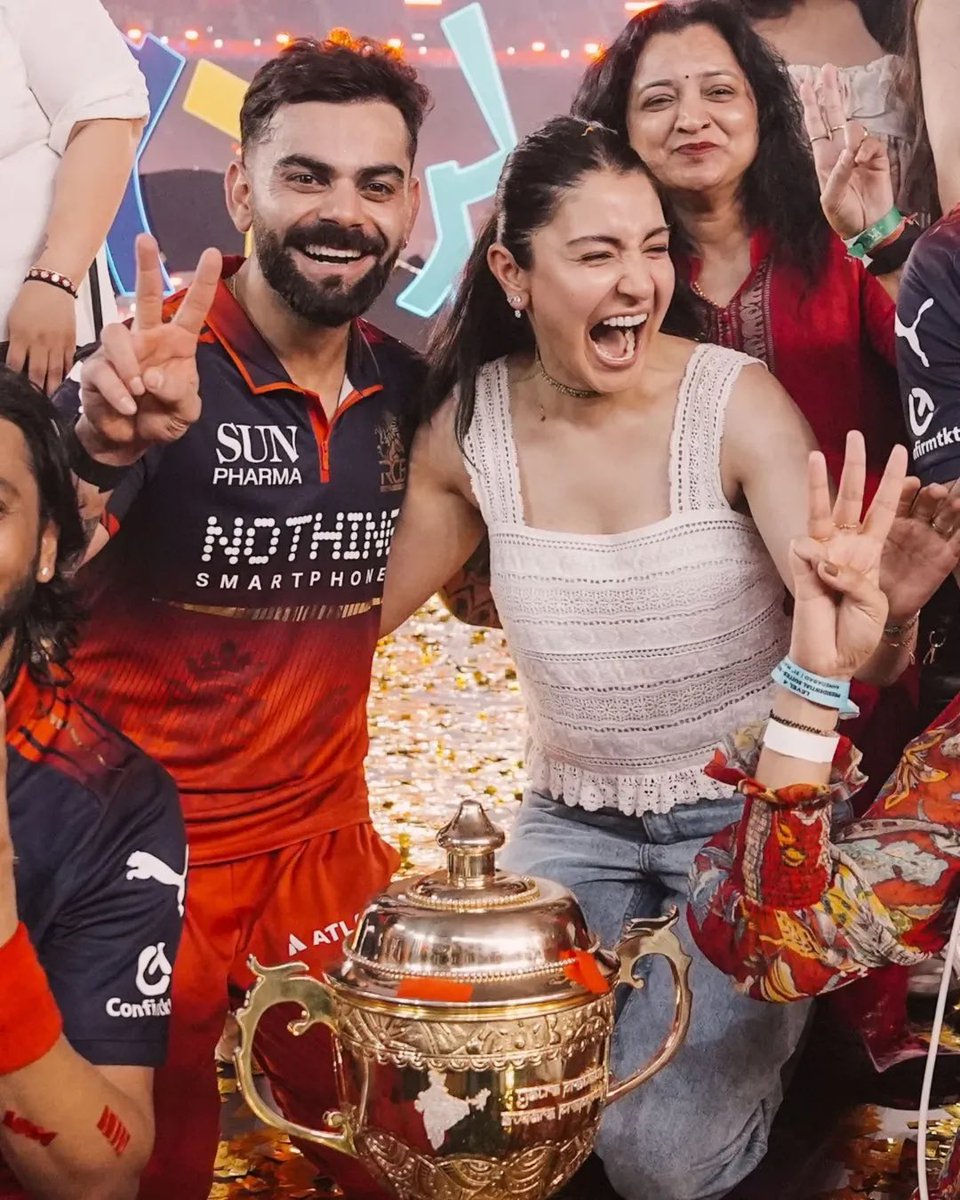 IIFA's tweet photo. A night to remember! Family and loved ones of RCB players  were all smiles as they celebrated the franchise's second consecutive IPL win ❤️

#IIFA #Bollywood #RCB #IPL2026

PC: NDTV https://t.co/73v2xYDijA
