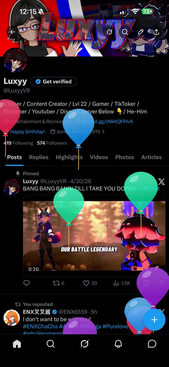 LuxyyVR's tweet photo. GET THESE BALLOONS OFF MEEEE!!!! https://t.co/8C3rVIHgJF