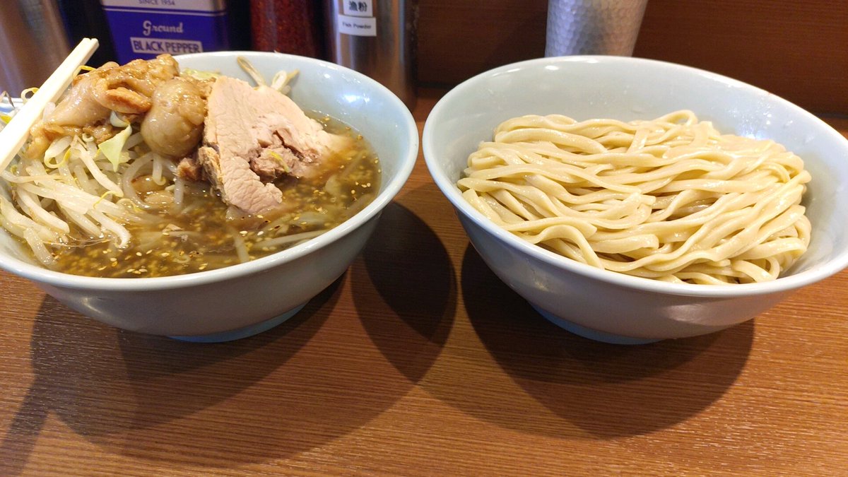 ranjun31's tweet photo. Ramen Base046@横須賀中央

つけ麺（￥1,100）
野菜　アブラ

仕事で近くまで来たので。
ごちそうさまでした https://t.co/AcyuahmMRk
