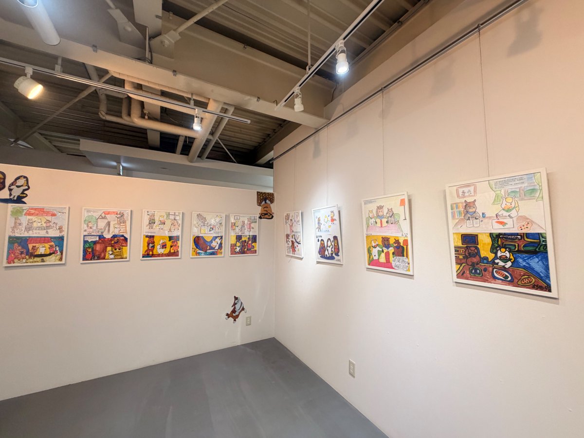 fmwingcom's tweet photo. 【杉田書店〜ぐるぐるのえほんやさん〜展」
地域活動拠点ポプケ1階で開催中です。
入場無料。
ぐるぐるの代表作家杉田希望さん、杉田宇宙さん兄弟による
絵本の模写展。

【イベント概要】
日時：5月9日(土)～6月26日(金)10:00～17:00
休館日：土・日・祝
住所：帯広市西21条南2丁目26-8

#FMWING https://t.co/actXA9PCIl