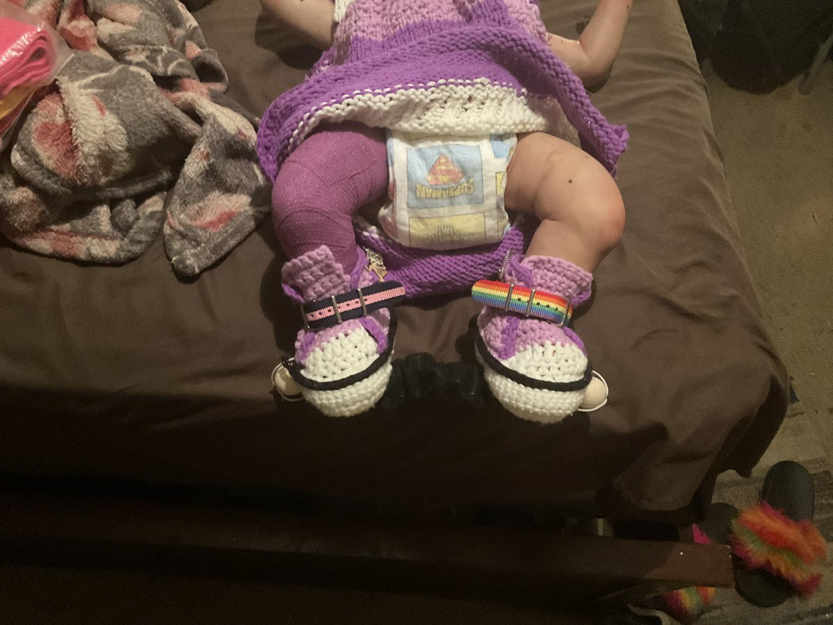 AngelicScroll95's tweet photo. Great News: Brönte’s Club Foot Brace has been fully completed and assembled! I might need to add some Velcro attachments somewhere, but overall? I’m extremely proud! #reborn #reborns #clubfoot https://t.co/9VuGj8aYzT