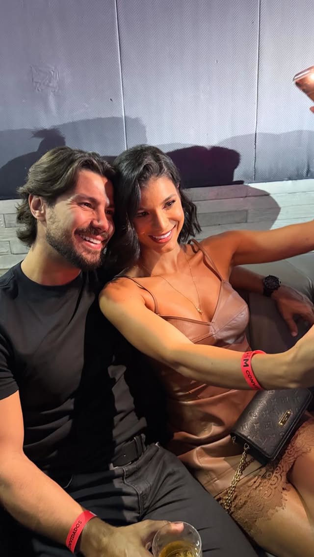 Paola_tuita's tweet photo. Feliz #Malyneday @jakelyne @mariano_mem , Deus abençoe grandiosamente a união de vocês!!🙏🏻❤️🥣 https://t.co/1mlx2raszq