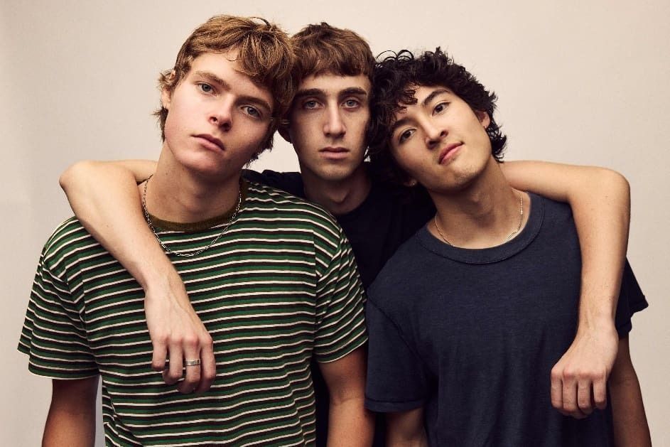 soundcheckspins's tweet photo. Now Playing: "Bastards" by @PeopleIveMet

A new one for you on the program now

This song is off their fantastic new EP "Bunny," which is out now!

#NP on @live105fm’s SOUNDCHECK with DJ @AaronAxelsen https://t.co/a5YzEyysez