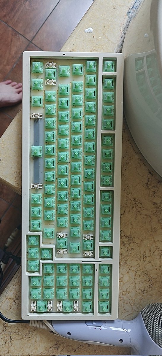 PerianistMan's tweet photo. clear ⌨️❤️ https://t.co/Fpj1RrA4YX
