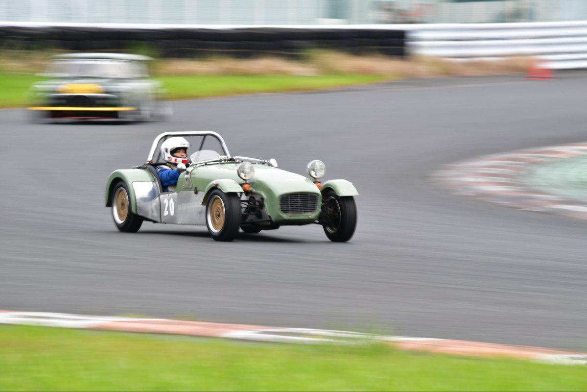 SSDAX7's tweet photo. 目の前をサポさんが走っているかもしれない運転したら、良いペースが出ました。

写真 @futaba_AFB https://t.co/s9KkBxO0TC