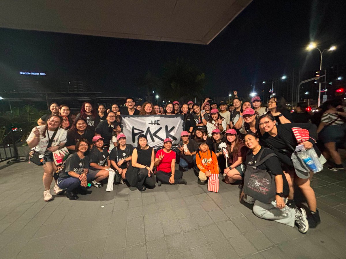 ThePackMods's tweet photo. 𝐏𝐚𝐜𝐤𝐞𝐫𝐬 𝐫𝐚𝐧 𝐢𝐭 𝐞𝐯𝐞𝐫𝐛𝐥𝐚𝐜𝐤 as they owned the moment at the Watsons 𝐏𝐥𝐚𝐲𝐥𝐢𝐬𝐭: 𝐎𝐰𝐧 𝐭𝐡𝐞 𝐌𝐨𝐦𝐞𝐧𝐭 concert at the SM Mall of Asia Arena! ✨

We loved seeing you all with your AlonxLaon merch~ especially with The Pack cap! See you again soon? 👀

#MeetThePackers #WeAreThePack
#ThePack #SB19atWatsonsPlaylist2026
#SB19 #PABLO @imszmc