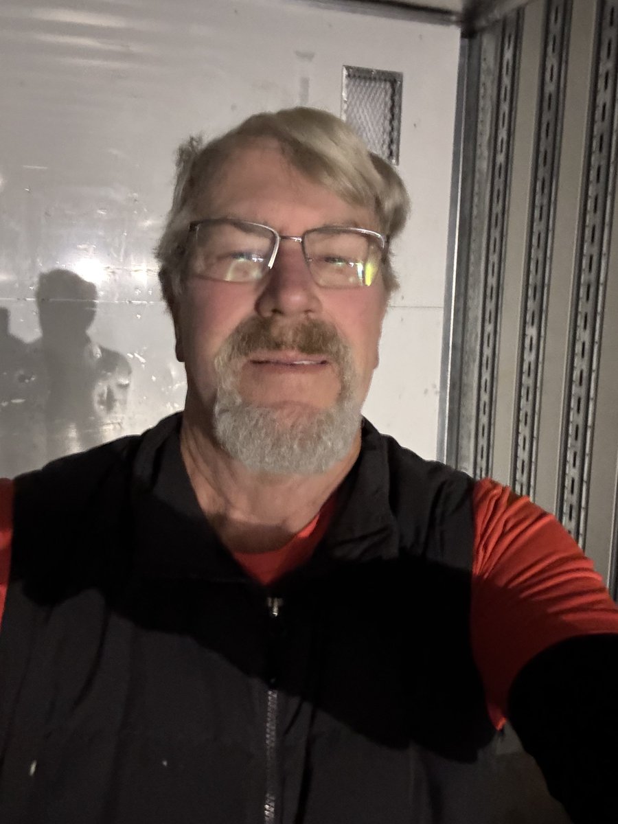 Gary Saunders tweet media
