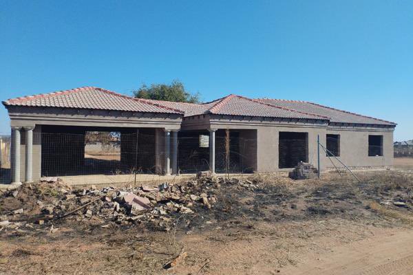 VusaniMushiana's tweet photo. Need a bricklayer??
Contact my Dad https://t.co/RfpLmvpUuT