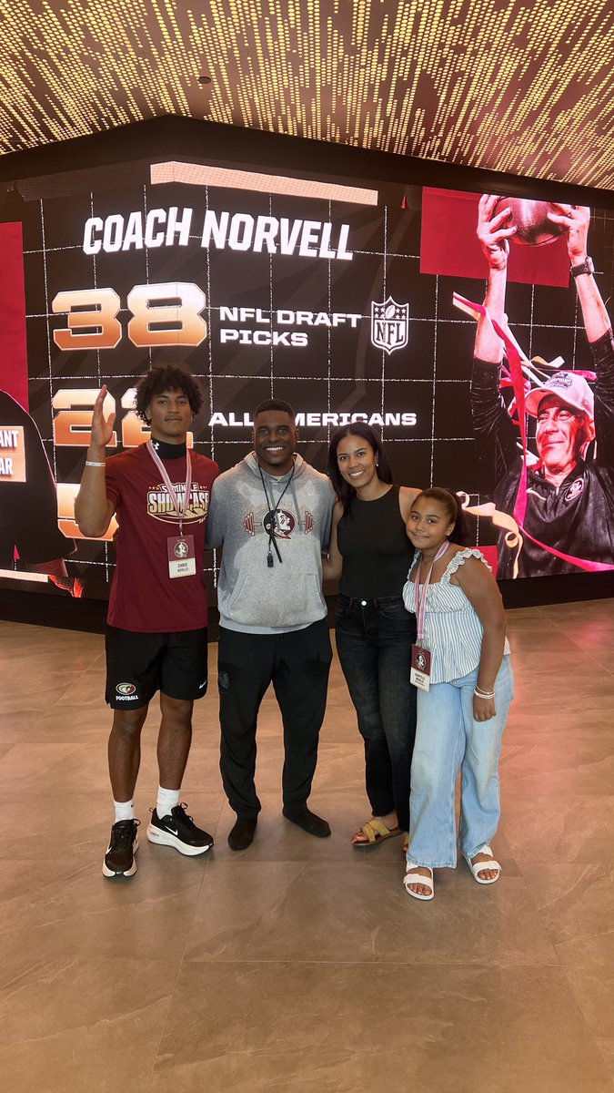 chrismorillo12's tweet photo. Had a great time at Florida State! Thank you for having me!

@coachhicks16 @Coach_Norvell @ErnieSims34 @FSUCoachTW @evancooper2 @JaleelMcrae @_DJDaniels @CNee247 @ZBlostein247 @Andy_Villamarzo @Noles247 https://t.co/OJsV5iDhUU