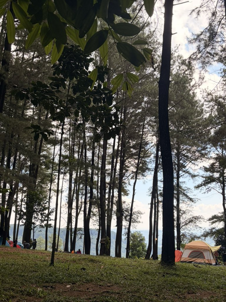 SaktiJayaMo_'s tweet photo. Asli, malming nongki
Senin staycation.. hhahah kapan lagi.
#makassar #malino https://t.co/Ibdmtsgb17