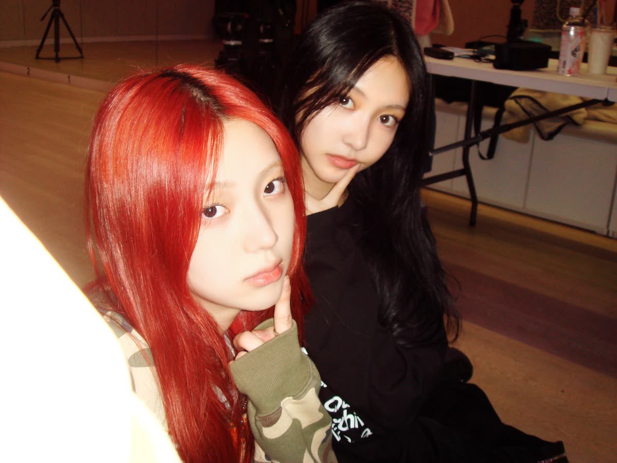 yeevonz_'s tweet photo. girlfriends <3 https://t.co/tWVfyGbsba