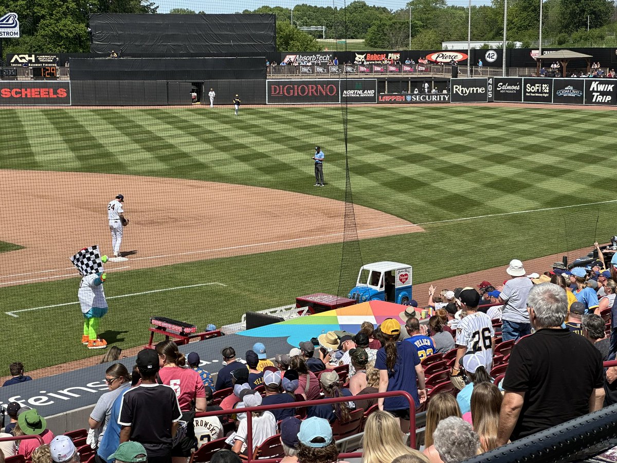 MLBBestBets's tweet photo. ⚾️ 158 2026
@peoriachiefs / @TimberRattlers 
T-Rats win 5-3
My 61st game here
Final game of my trip
Have seen these two teams play a handful of times dating back to 8/20/02
@KingcougarMike @eddiesofficials @rstones199 @royaltytoursusa @JohnnyKamen https://t.co/YyfUOTA5aL