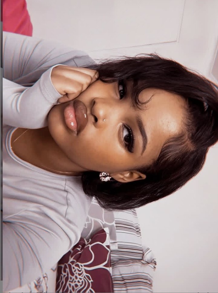 pretty_airnb's tweet photo. it's already half Way of the year 🤗🤣, have you already got half of what you prayed for????🤣 https://t.co/SgGbBrOJQQ