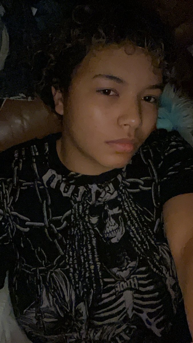 themoundbitch's tweet photo. HAPPY PRIDE MONTHHHHHHHHHHHHH #transftm #pride #junefirst #yas 🎶 https://t.co/rzcYwngzjK