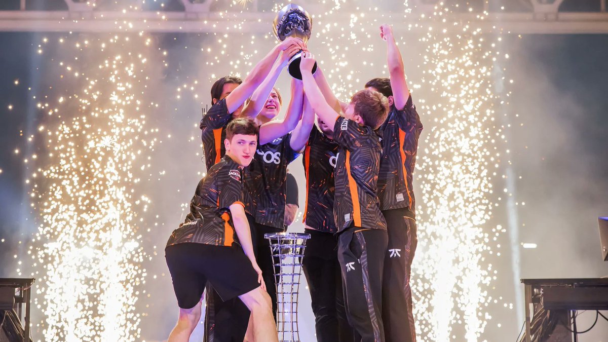 Esports_stories's tweet photo. 今こそMasters Tokyoを褒めちぎって、Champions Tokyoを誘致しよう！
👉https://t.co/PUIYEZAcHQ

#VALORANT #VCT #ESGG https://t.co/XWdDmaDIKX