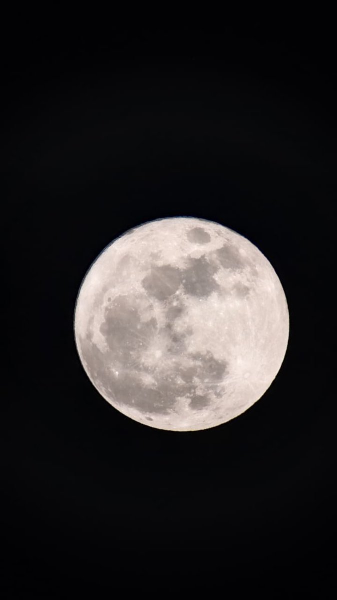 RscBhuj's tweet photo. A rare celestial treat illuminated the skies @RSCBhuj as visitors witnessed the Micro Blue Moon—the second Full Moon of the month. Through guided observations and skywatching, participants experienced this uncommon lunar event.
@asipoec
@IIABengaluru https://t.co/YRJHAKz60u