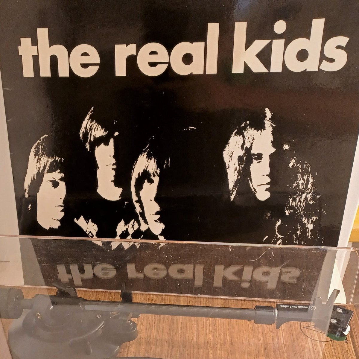 philippe_buil's tweet photo. @rock197257 👍👍👍 The REAL KIDS 🤩🤩🤩
#TheRealKids #Vinylrecords #vinyl #music #rock https://t.co/iBNbeUnqYU