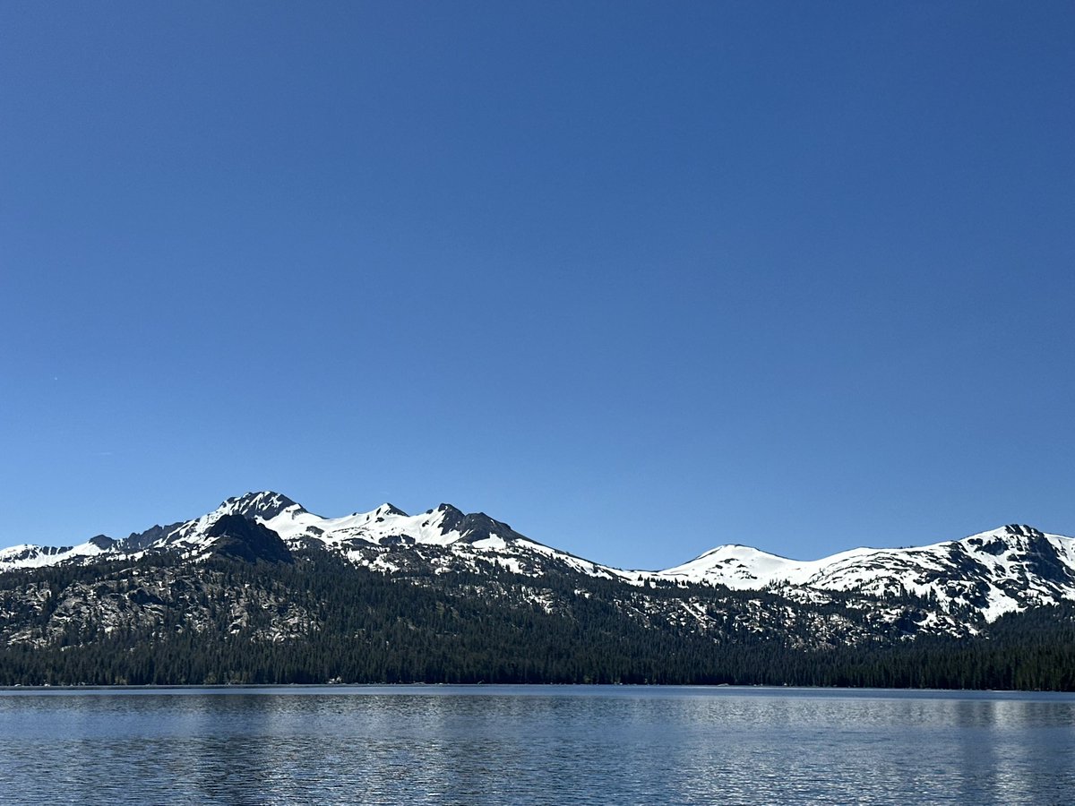 Cooper_Folf's tweet photo. Caples Lake, near Kirkwood Ski resort. https://t.co/2JOMVGdycB