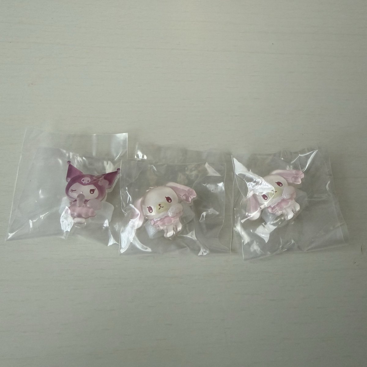 29wjk's tweet photo. サンリオキャラクターズ ジェリーデコバンド 交換

譲：クロミ、シュガバニーズ(しろうさ)×2

求：ハローキティ

郵送希望です。
お気軽にお声掛けください🙇🏻‍♀️ https://t.co/rz6SYIsZZu