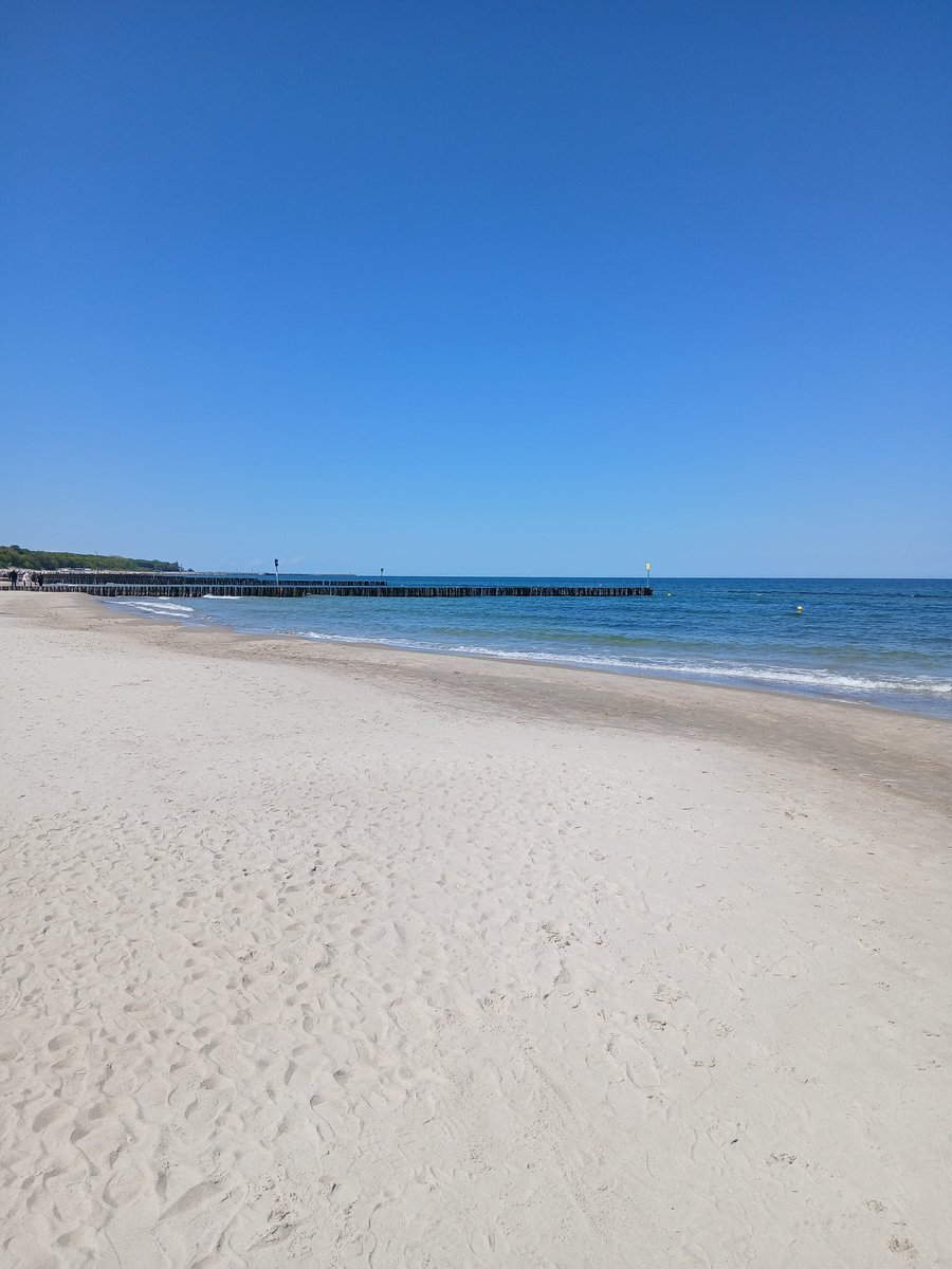 lovearchlab's tweet photo. @patobonato Mamy też ładne plażę. Kolobrzeg https://t.co/EUB5idDxpG
