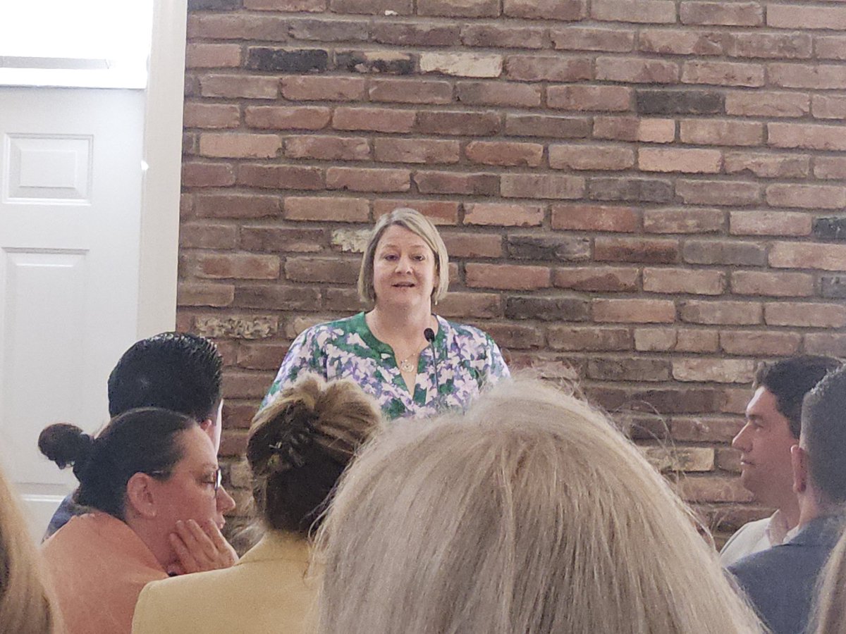 BronesHuber's tweet photo. Honored to start my birthday at the Blessings for Breakfast fundraiser for Center for Lay Ministries Food Pantry &amp; Bliss House. Thanks Kara Brown for all you and your team and volunteers do to help so many in our community. @DukeEnergy was proud to be a sponsor. https://t.co/ifoeqFahBa