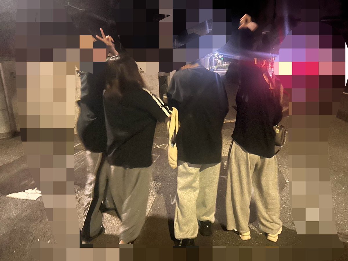 ymrr00's tweet photo. #めいすとーむ いつも皆気狂ってるから
今回3日間一緒にお泊まりww

今回のハイライト
💛日本酒飲みすぎでトイレ在住 
💙日本酒飲みすぎで過去最高の多弁
♥️日本酒どんだけ頼むねんメンヘラすぎ
💚日本酒のせいかわからんけど、意味わかん事でずっと笑ってて薬中なん?www

私が一番 ＼ま💜と💜も💜／ https://t.co/fgz74tAsYm