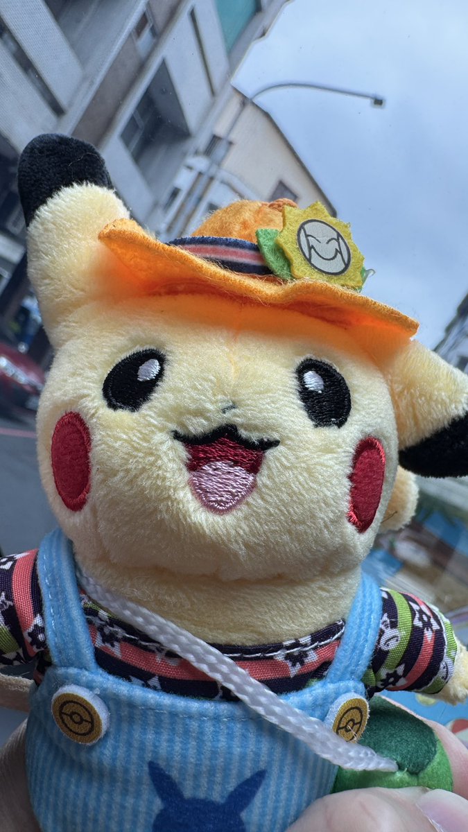 _J_PLUS_'s tweet photo. 從韓國來的小禮物 ❤️❤️ #pokemon https://t.co/aS8Tr9Cl96