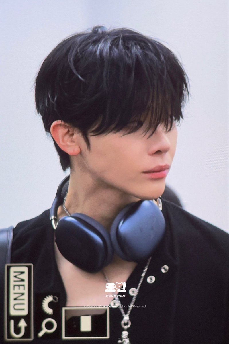 klddot_o's tweet photo. 아아 https://t.co/9QOxUcpOWU