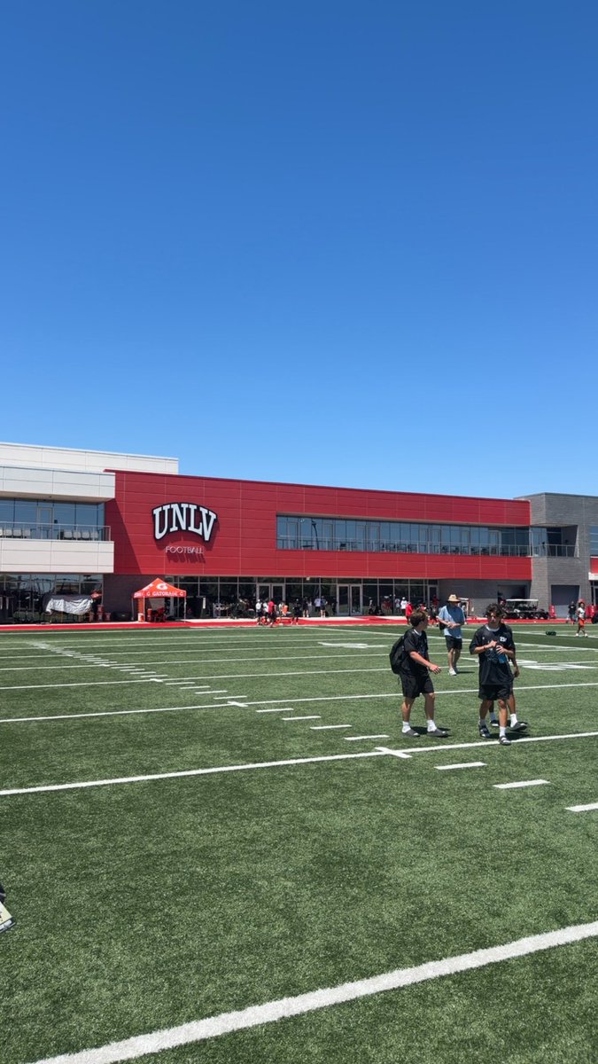 rellwhittleyy1's tweet photo. Had a good day at Las Vegas Mega Camp. Built a lot of great relationships, Looking forward to more contentions. #GodsTiming https://t.co/PwhulxIlBJ