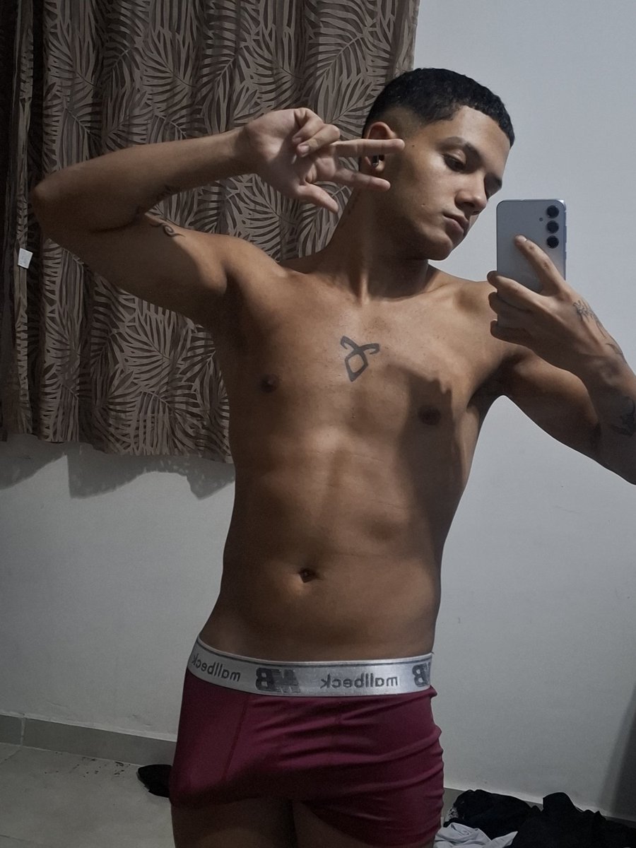 soysolanoo's tweet photo. Boa noite🫶 https://t.co/EM08jx3Cmh