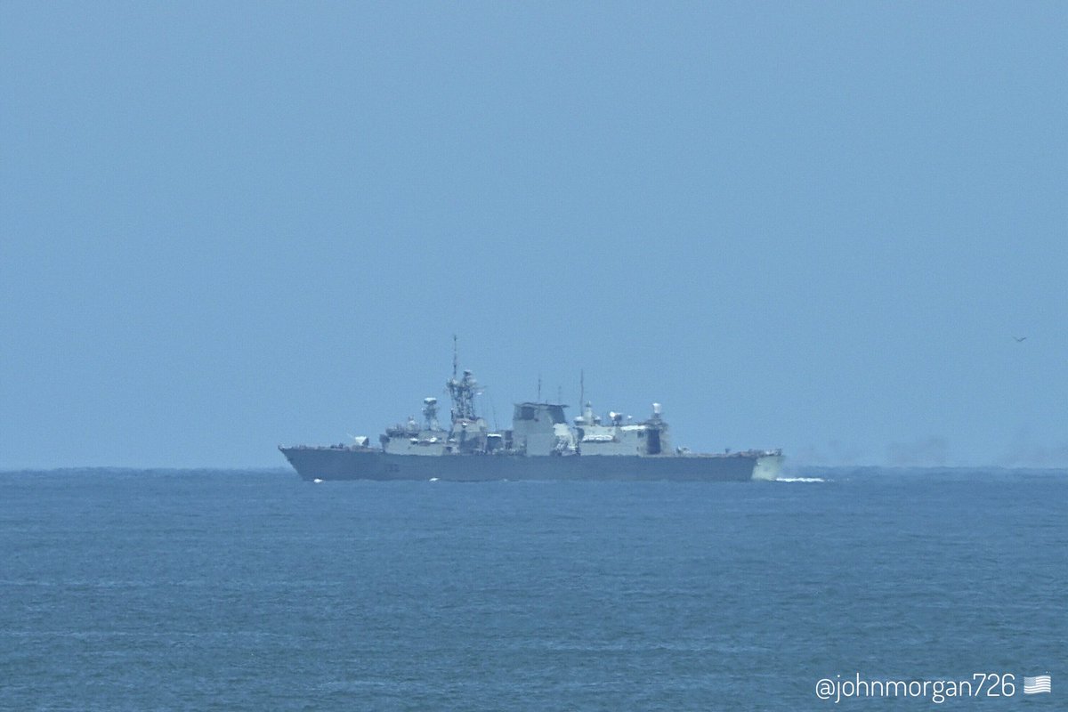 johnmorgan726's tweet photo. The HMCS VILLE de QUEBEC (FFH332) 🇨🇦 Halifax-class frigate five miles off the coast of Virginia Beach bound for Naval Station Norfolk (NOB) Virginia. #RoyalCanadianNavy #ShipsInPics #FFH332 #HMCSVilledeQuebec https://t.co/oPRK4GAHAY