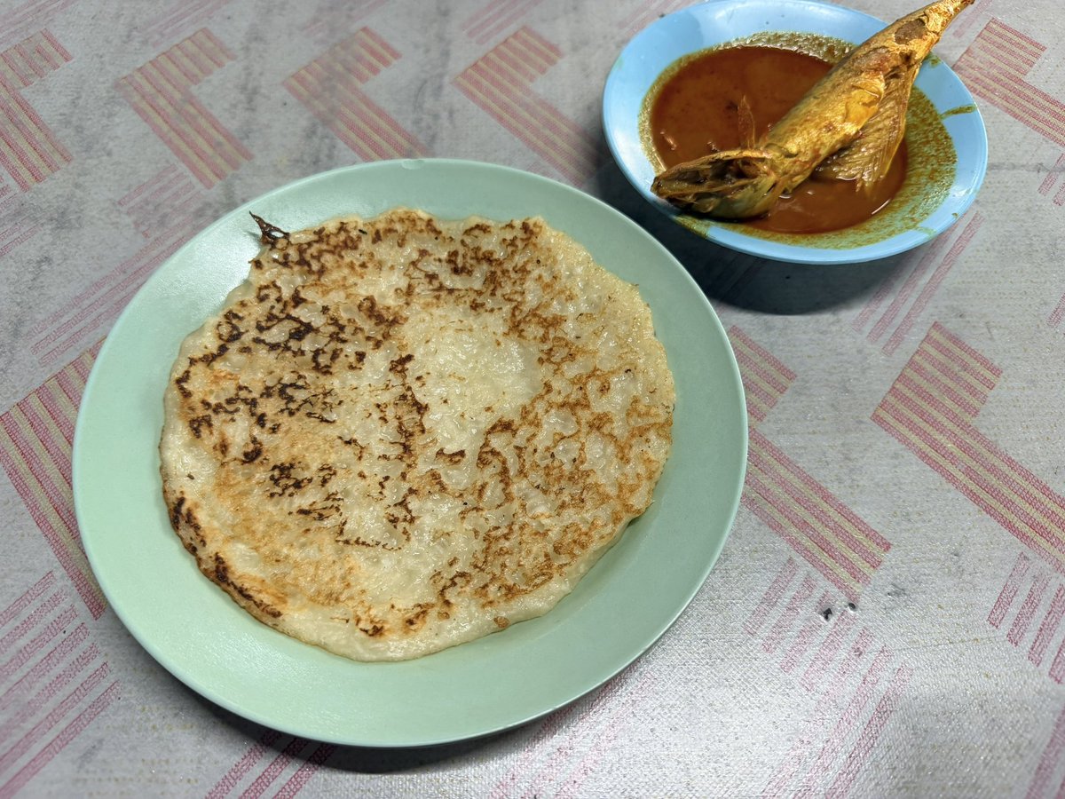 paktarm's tweet photo. Kota Kuala Muda, Kuala Muda
Kedah Darul Aman

Warung Mak Tam Sintuk Bugis

lokasi sarapan awal pagi tadi 

antara menu istimewa gerai ini 
- peknga + gulai ikan

ada juga menu lain boleh dicuba https://t.co/7RIaUKtMND